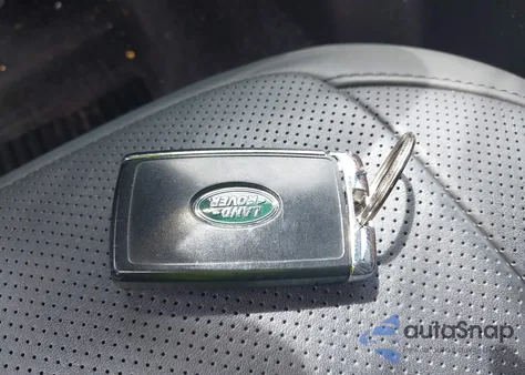 2019 Land Rover Range Rover 5.0L V8 Supercharged from USA, damaged, VIN SALGS2RE8KA541001